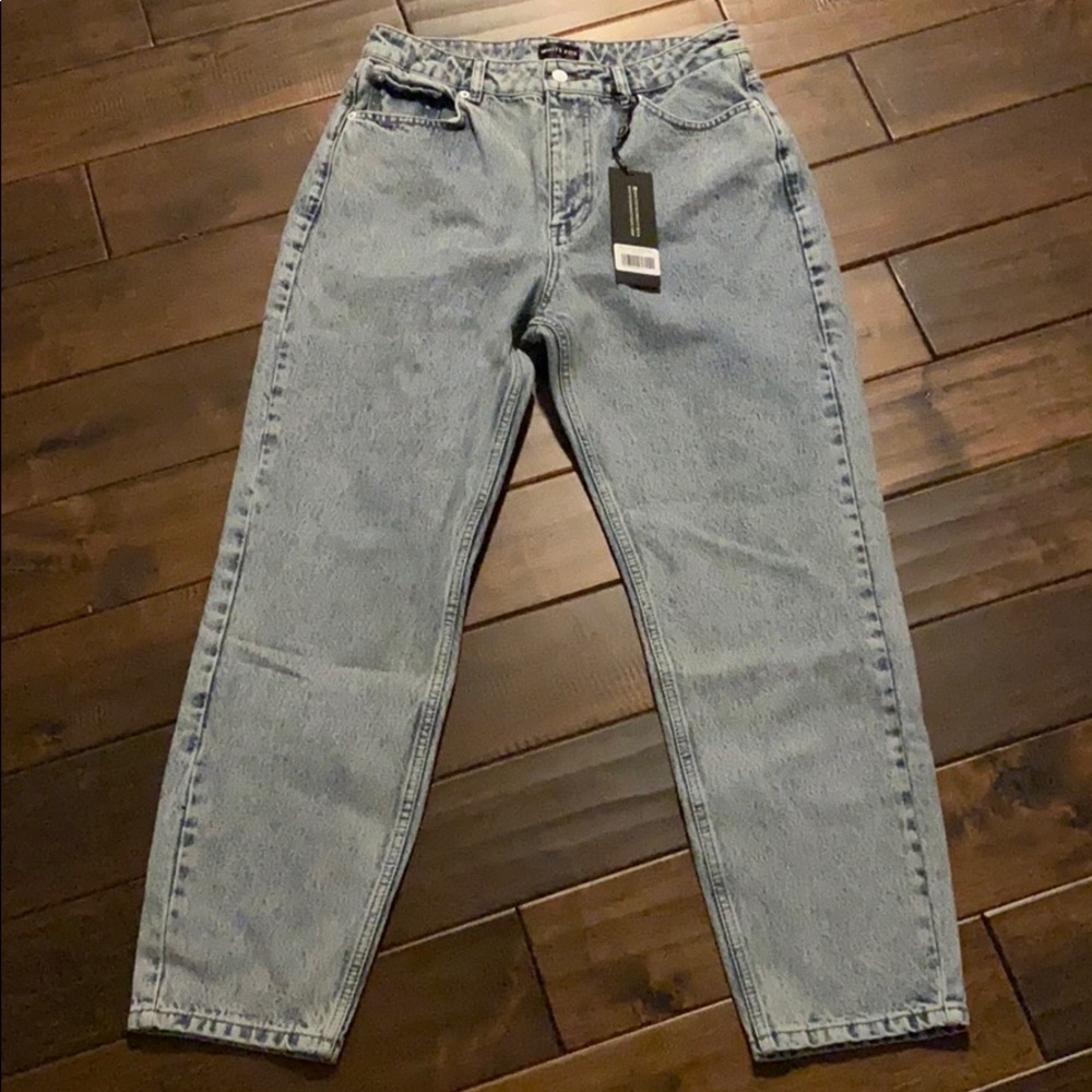 Mid-Blue Boyfriend Jeans